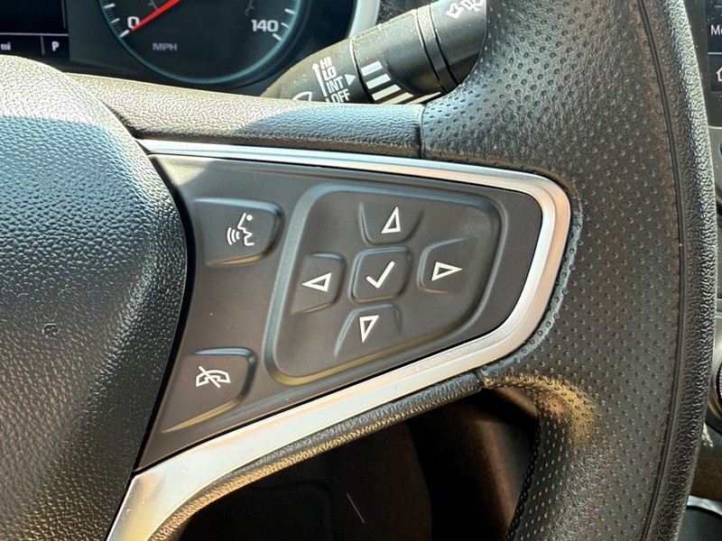 Chevrolet Malibu Vehicle Image 17
