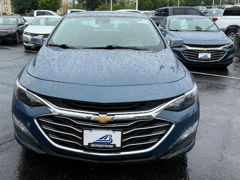 Chevrolet Malibu Vehicle Image 07