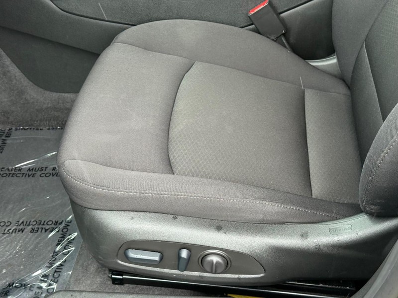Chevrolet Malibu Vehicle Image 20