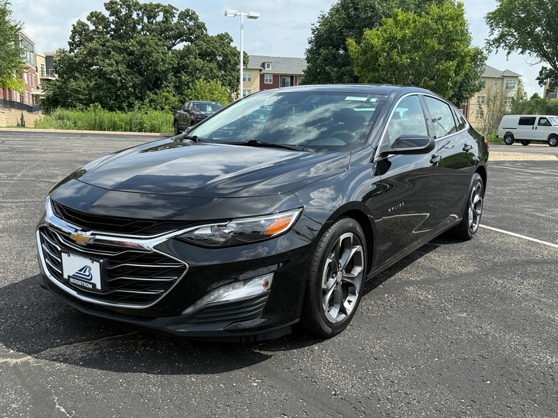 Chevrolet Malibu Vehicle Image 07