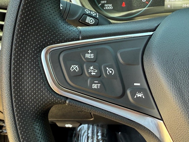 Chevrolet Malibu Vehicle Image 16
