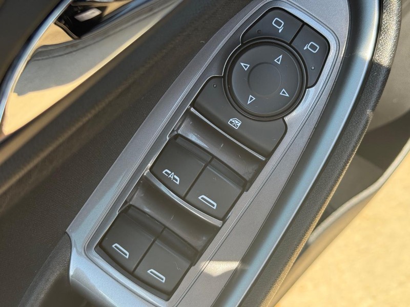 Chevrolet Malibu Vehicle Image 21
