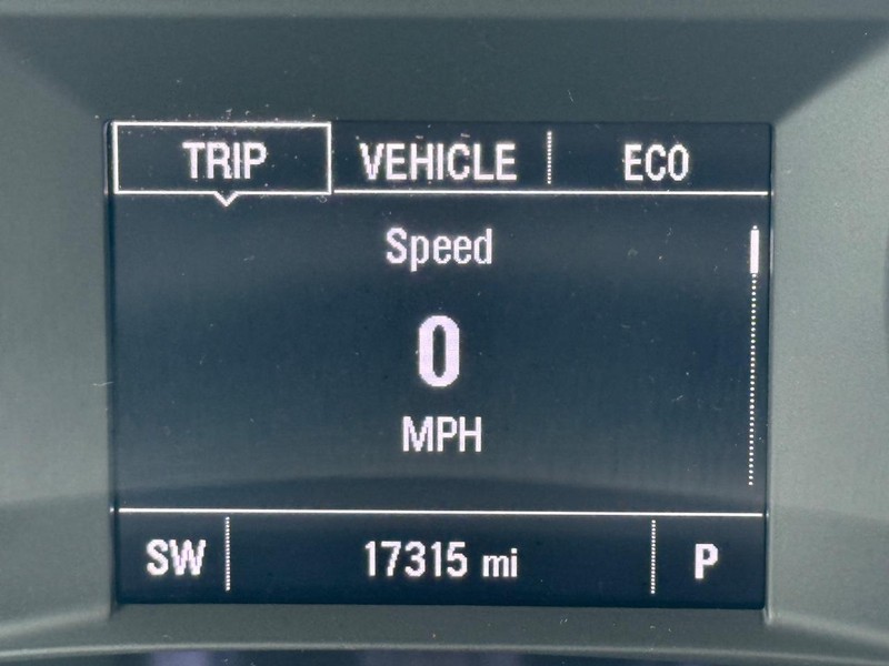 Chevrolet Malibu Vehicle Image 18