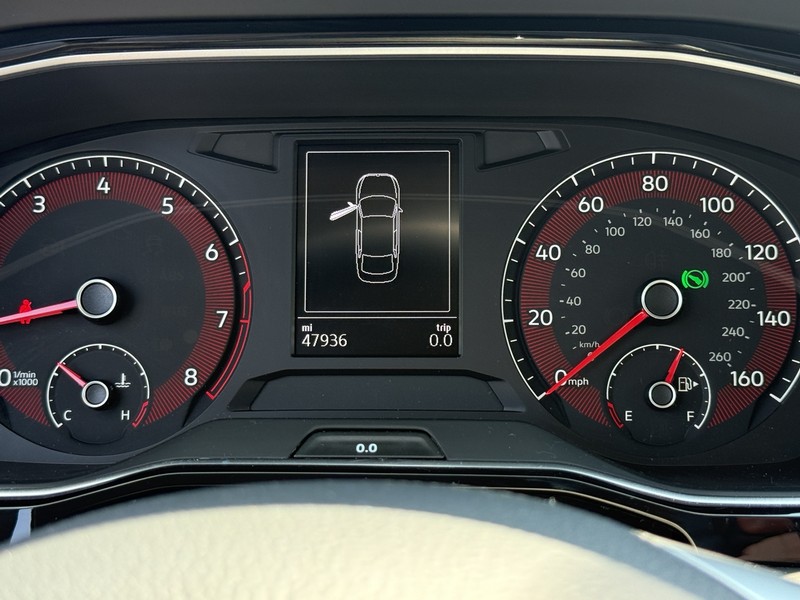 Volkswagen Jetta Vehicle Image 08