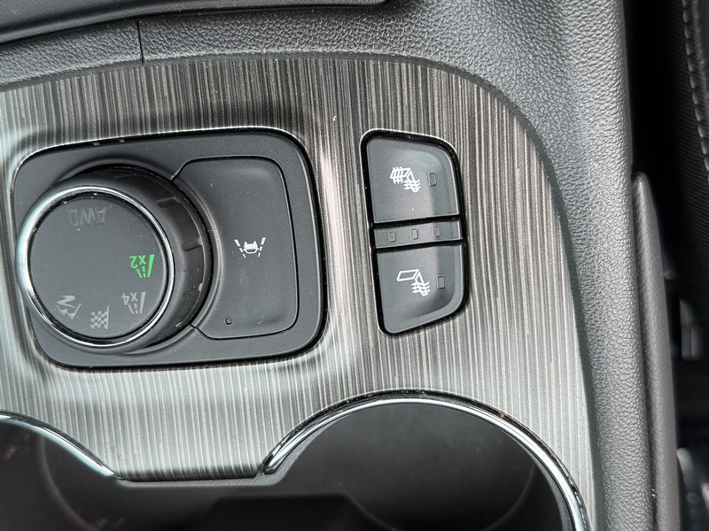 GMC Acadia Vehicle Image 19
