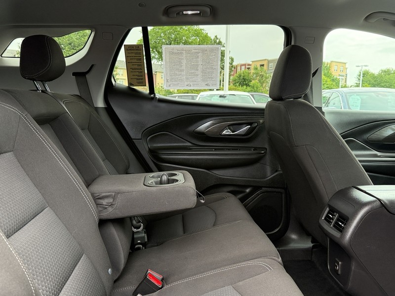 GMC Terrain Vehicle Image 10
