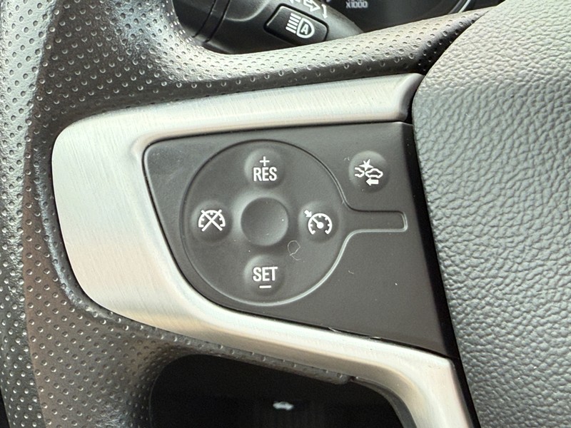 GMC Terrain Vehicle Image 16