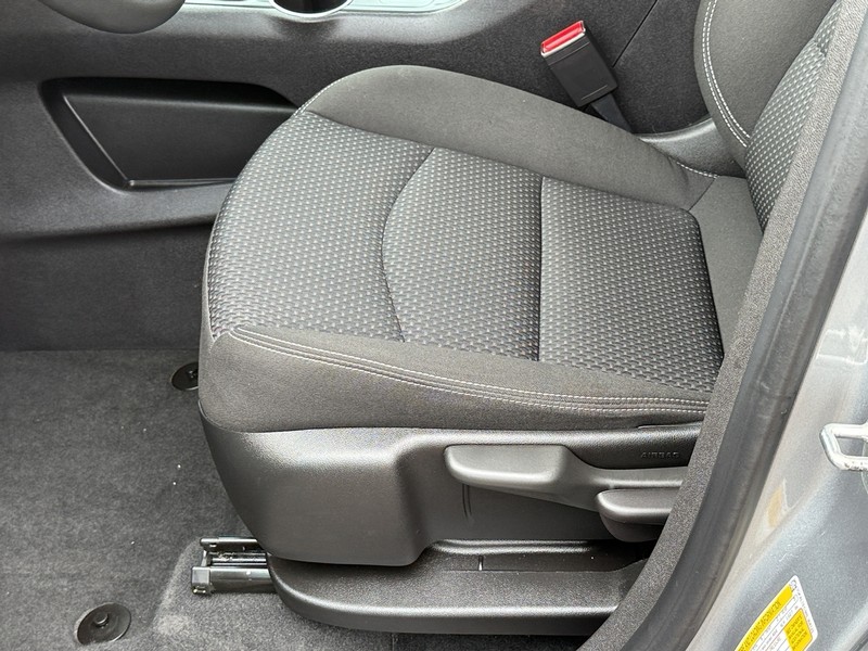 GMC Terrain Vehicle Image 21
