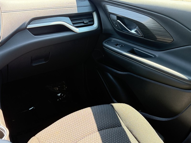 GMC Terrain Vehicle Image 14