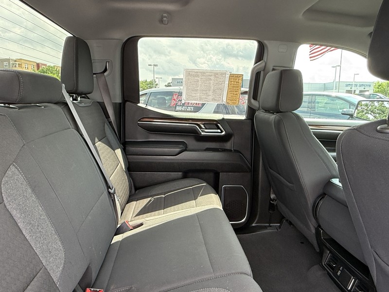 Chevrolet Silverado 1500 Vehicle Image 10