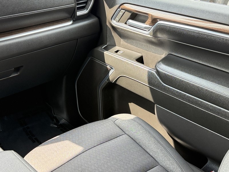 Chevrolet Silverado 1500 Vehicle Image 14
