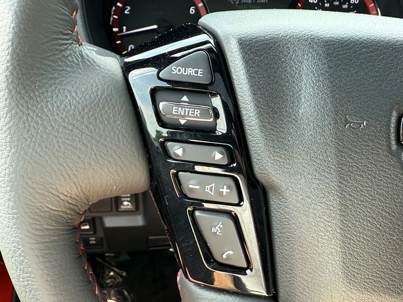 Nissan Frontier Vehicle Image 16