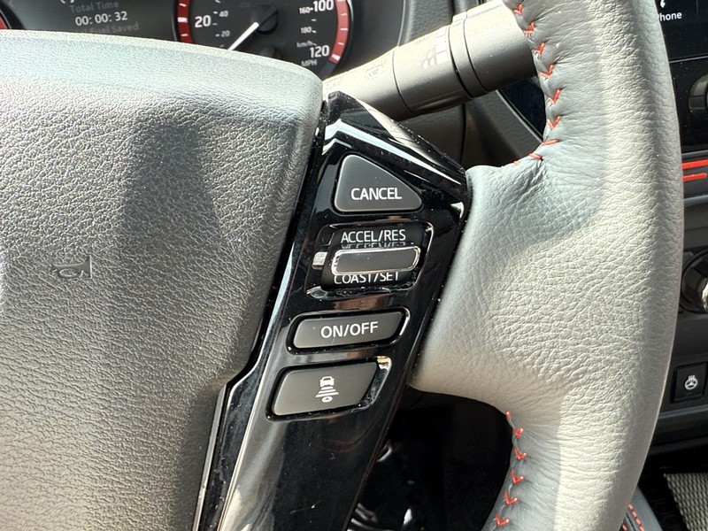 Nissan Frontier Vehicle Image 17
