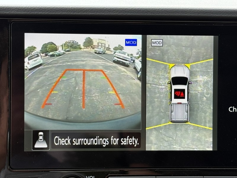 Nissan Frontier Vehicle Image 21