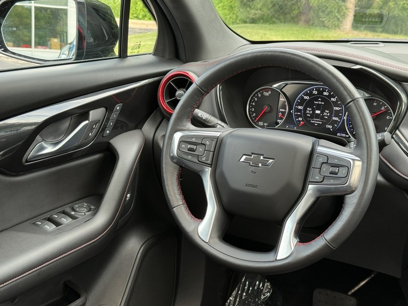 Chevrolet Blazer Vehicle Image 13