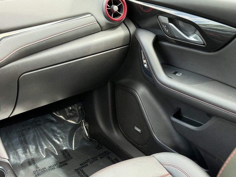 Chevrolet Blazer Vehicle Image 14