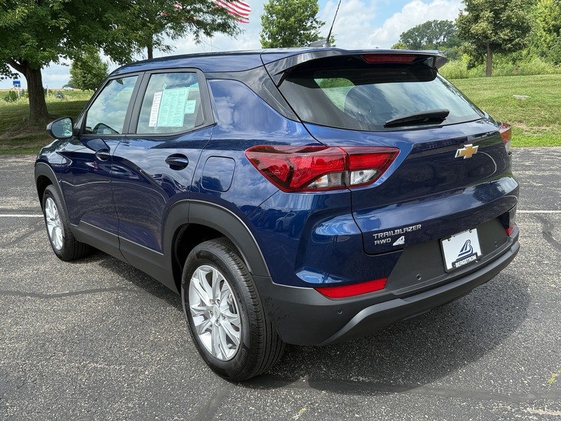 Chevrolet Trailblazer Vehicle Image 06