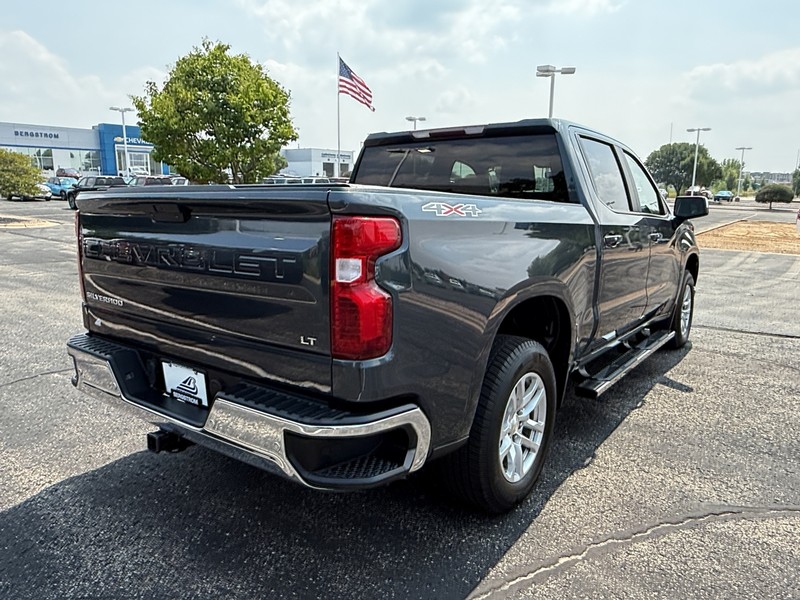 Chevrolet Silverado 1500 Vehicle Image 03