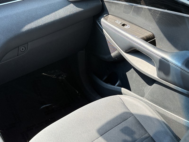 Kia Sorento Vehicle Image 15