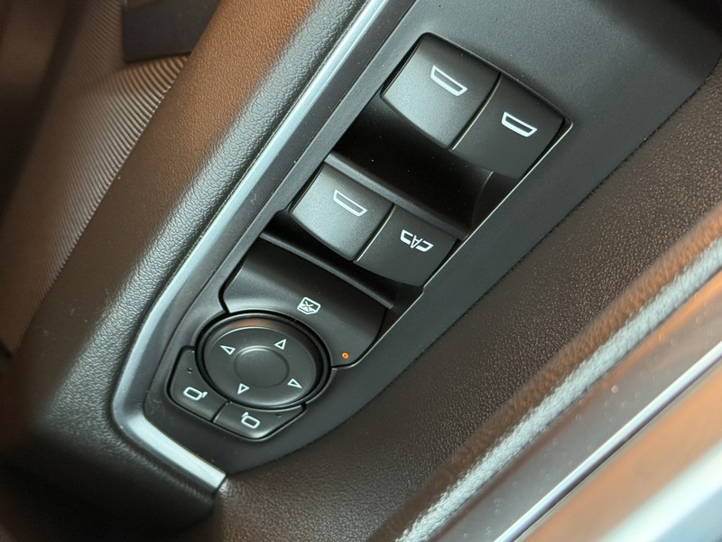 Chevrolet Silverado 1500 Vehicle Image 20