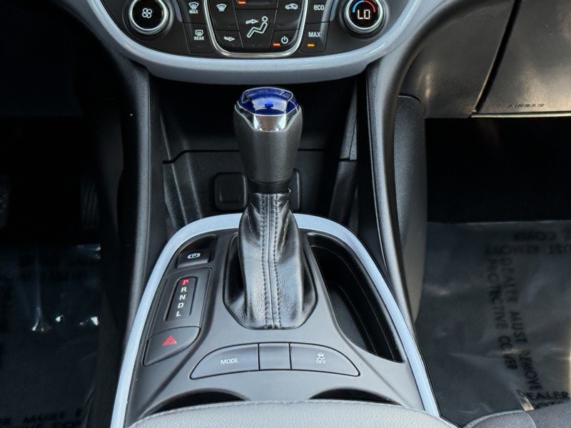 Chevrolet Volt Vehicle Image 13