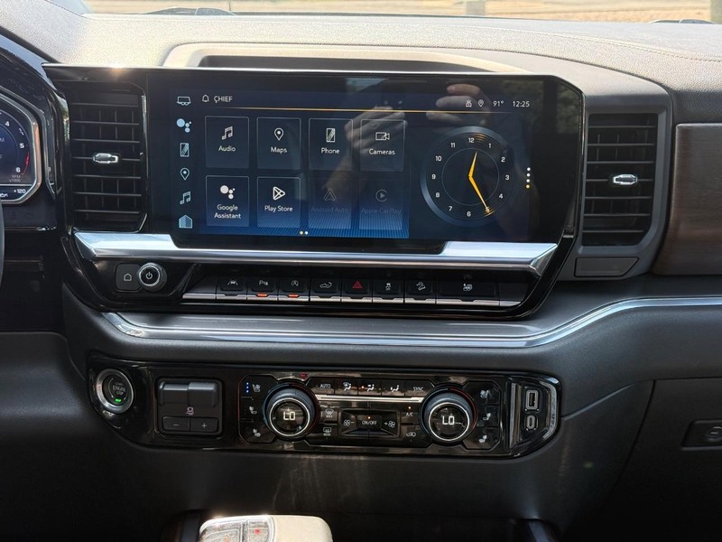 Chevrolet Silverado 1500 Vehicle Image 11