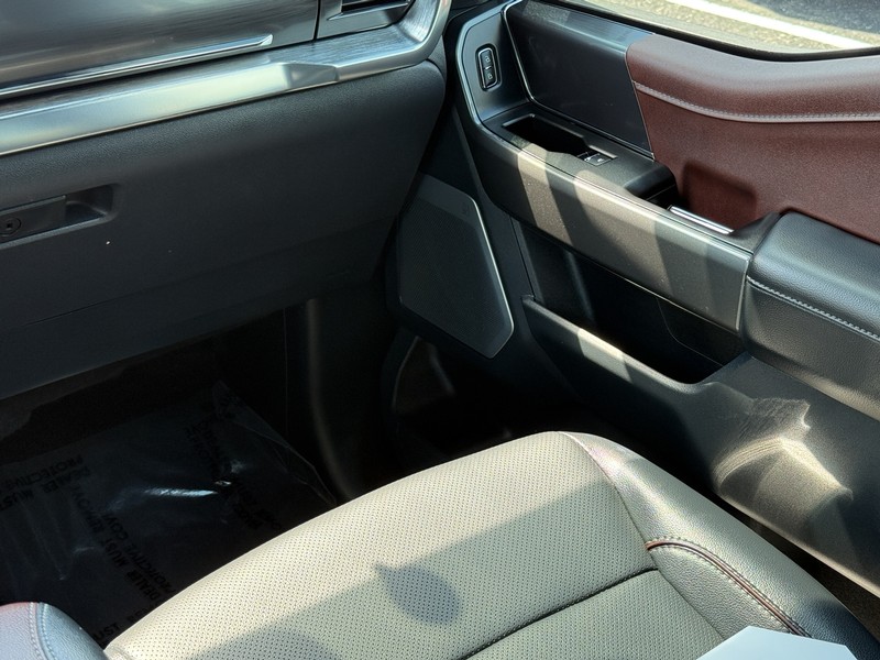Ford F-150 Vehicle Image 15