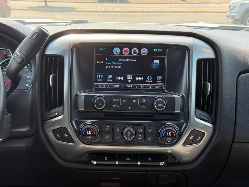 Chevrolet Silverado 1500 Vehicle Image 11