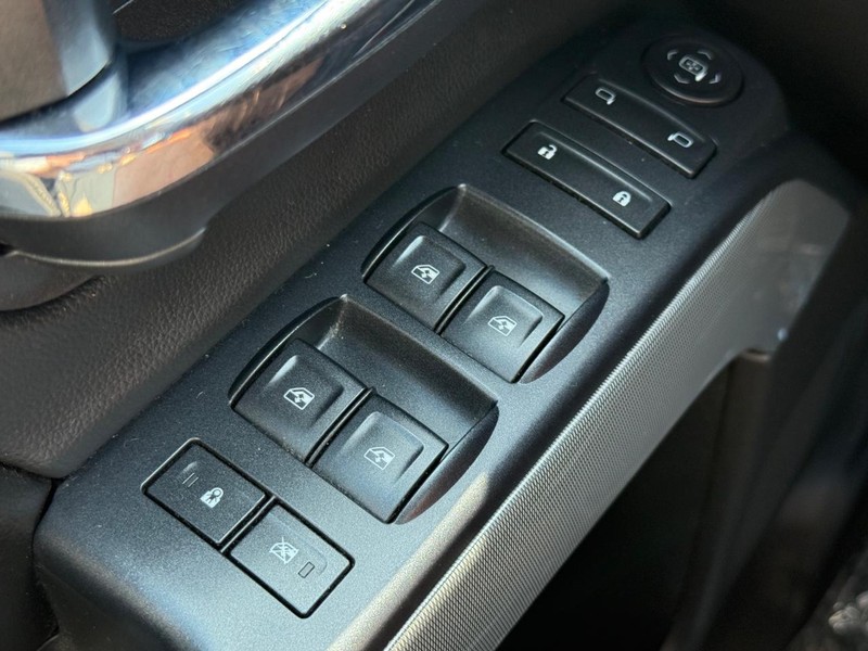 Chevrolet Silverado 1500 Vehicle Image 19