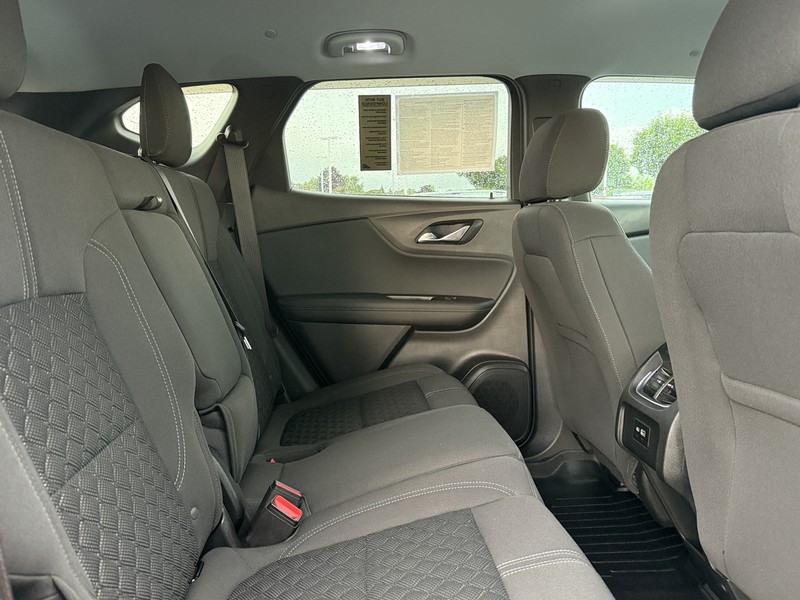 Chevrolet Blazer Vehicle Image 10