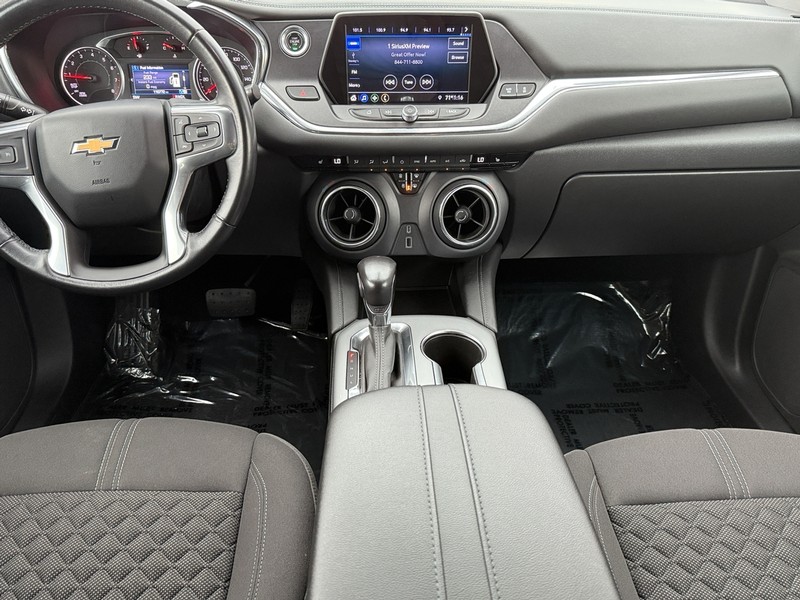 Chevrolet Blazer Vehicle Image 11