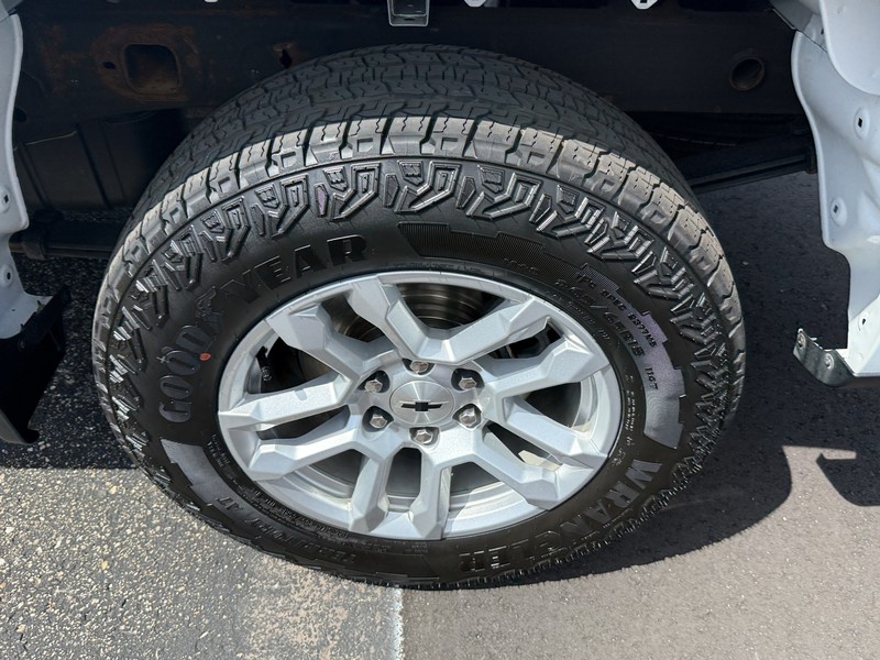 Chevrolet Silverado 1500 Vehicle Image 06