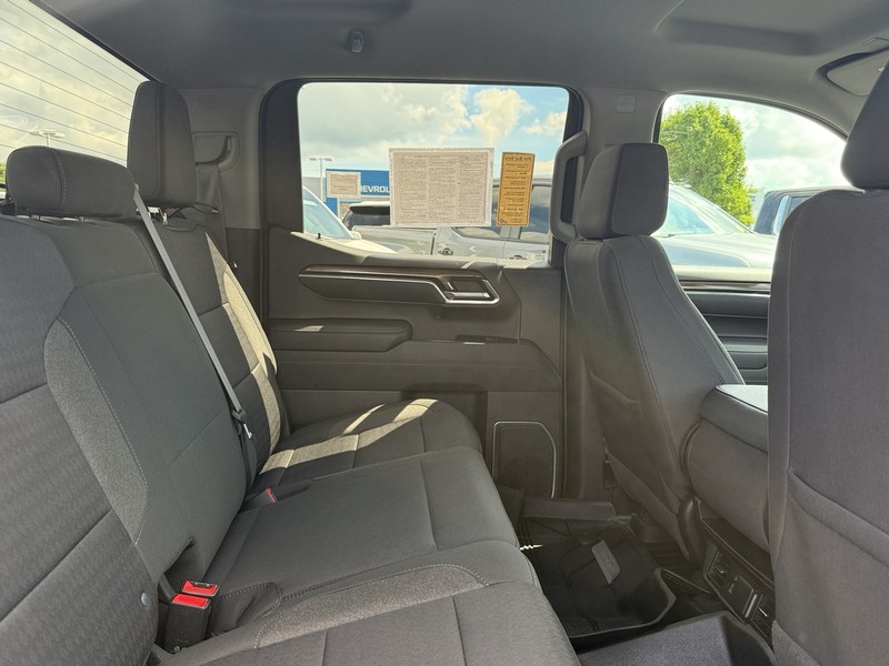 Chevrolet Silverado 1500 Vehicle Image 09