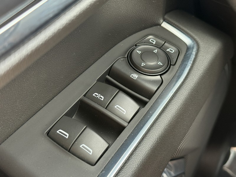 Chevrolet Silverado 1500 Vehicle Image 19