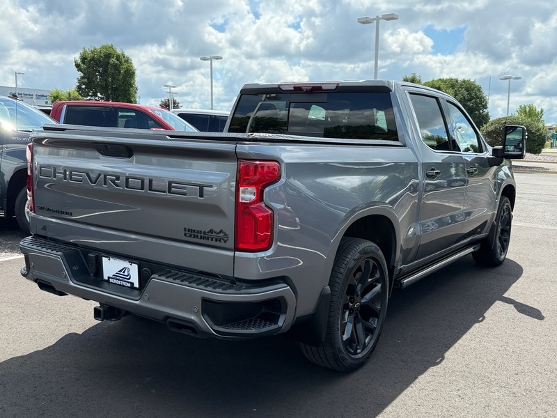 Chevrolet Silverado 1500 Vehicle Image 03