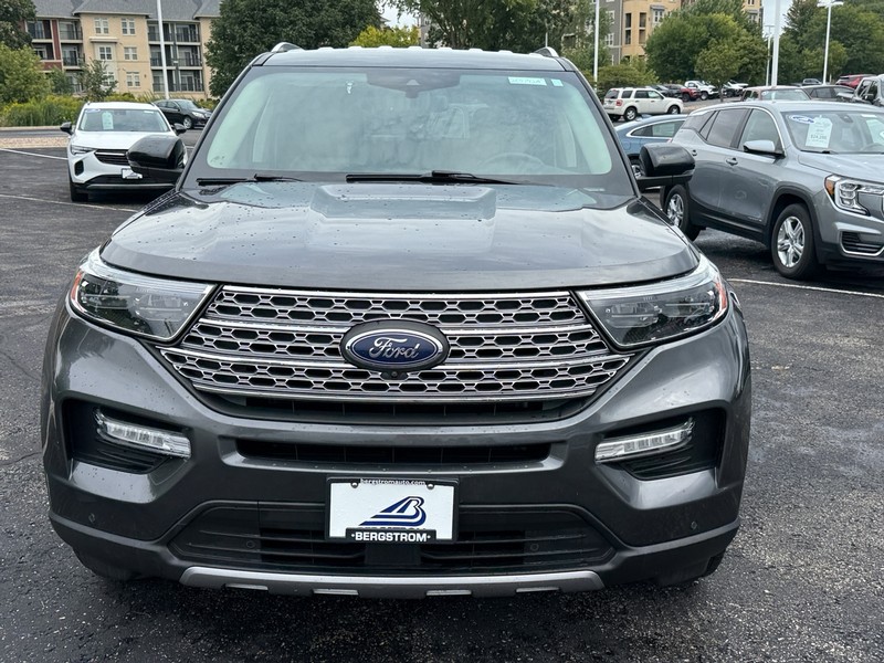Ford Explorer Vehicle Image 09