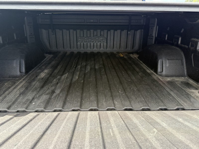 Chevrolet Silverado 1500 Vehicle Image 05