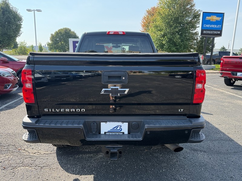 Chevrolet Silverado 2500HD Vehicle Image 04