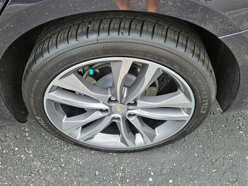 Chevrolet Malibu Vehicle Image 06