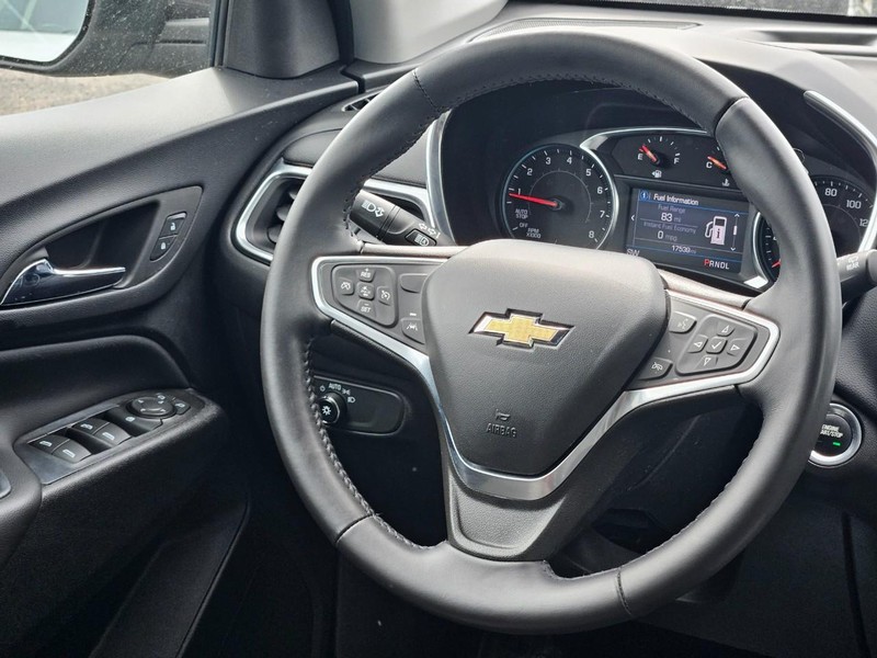 Chevrolet Equinox Vehicle Image 13