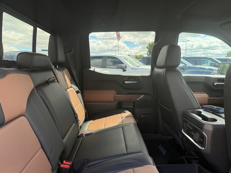 Chevrolet Silverado 1500 Vehicle Image 10