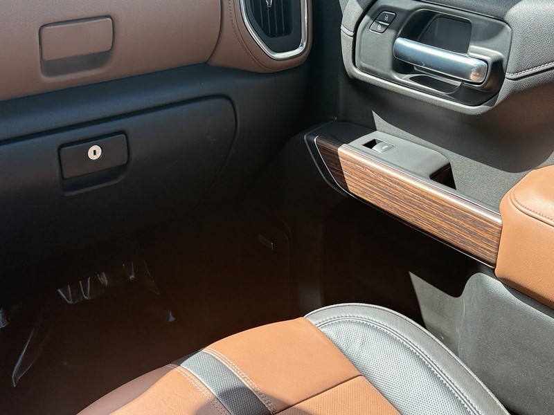 Chevrolet Silverado 1500 Vehicle Image 14