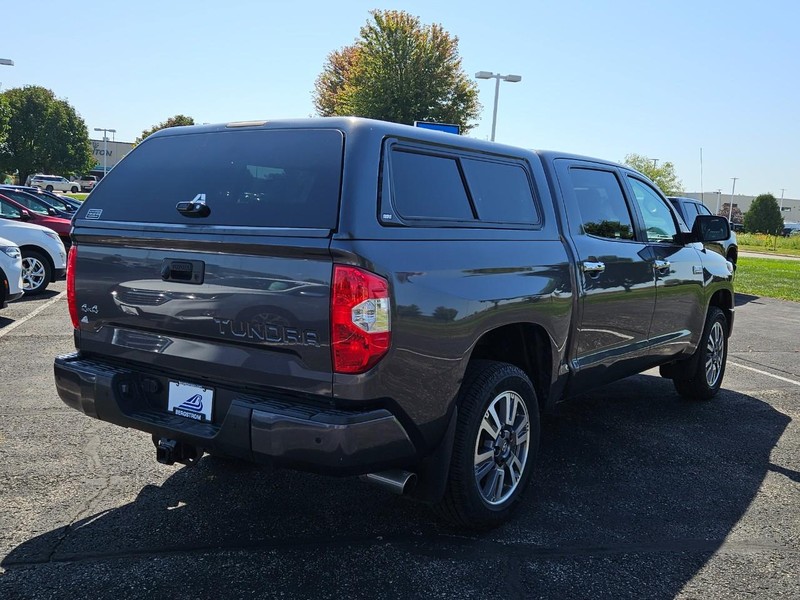 Toyota Tundra 4WD Vehicle Image 03
