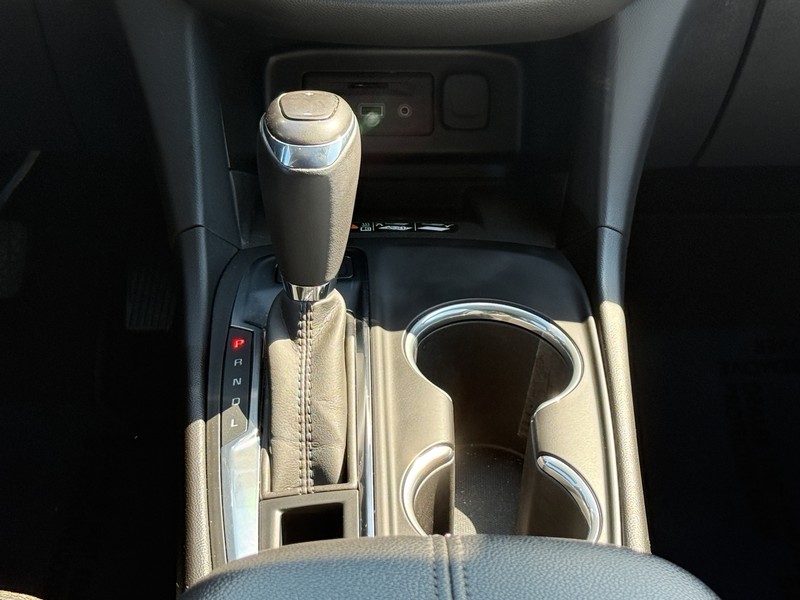 Chevrolet Equinox Vehicle Image 13