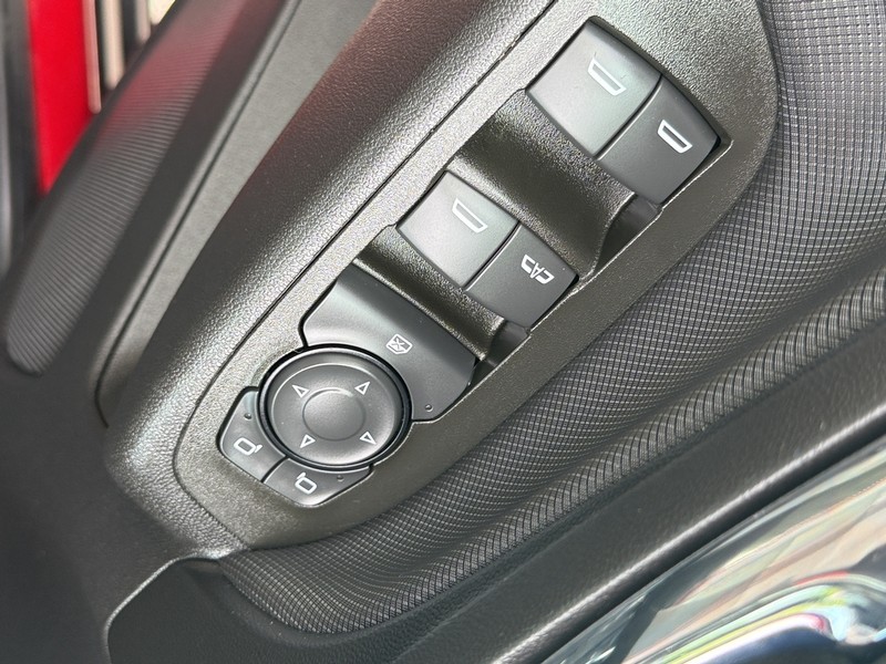 Chevrolet Equinox Vehicle Image 20