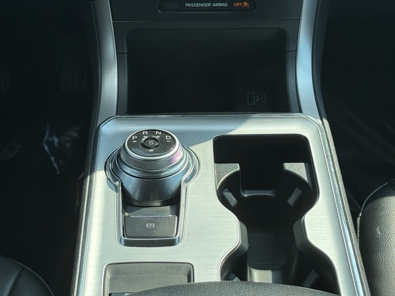 Ford Edge Vehicle Image 12
