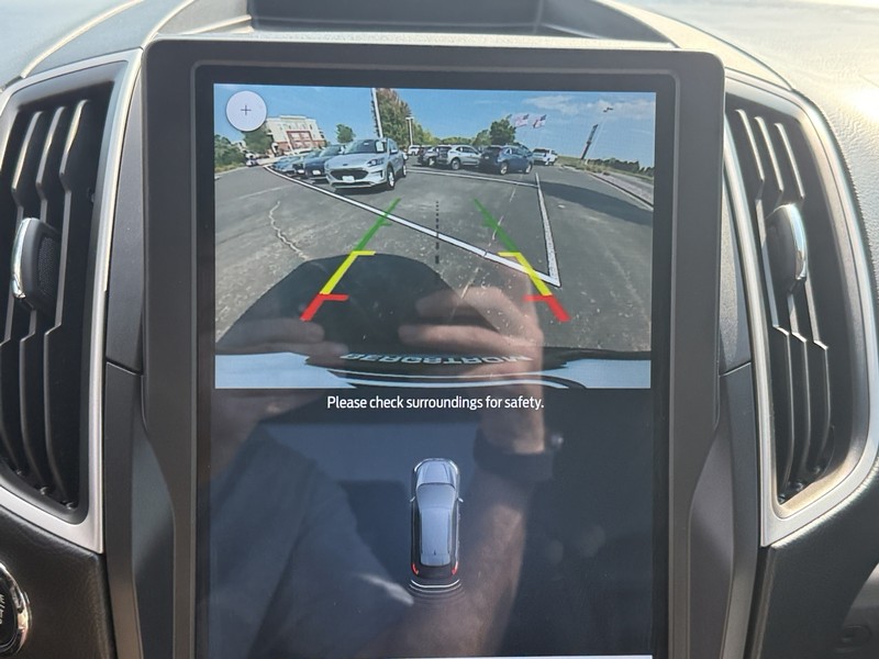 Ford Edge Vehicle Image 19