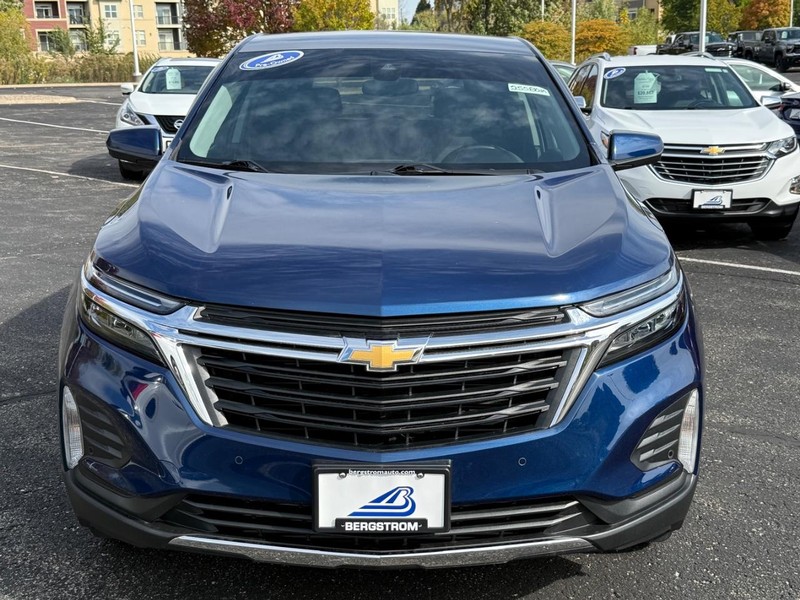Chevrolet Equinox Vehicle Image 09