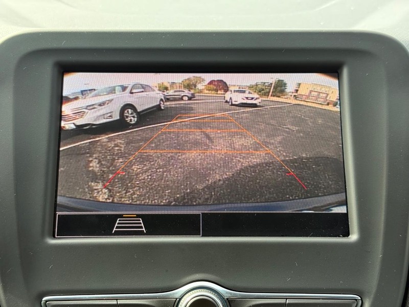 Chevrolet Equinox Vehicle Image 19