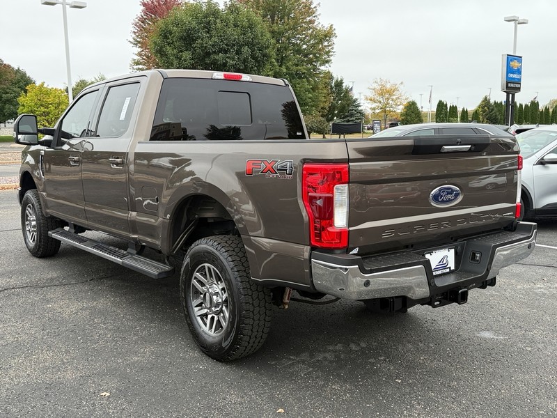 Ford Super Duty F-250 SRW Vehicle Image 06